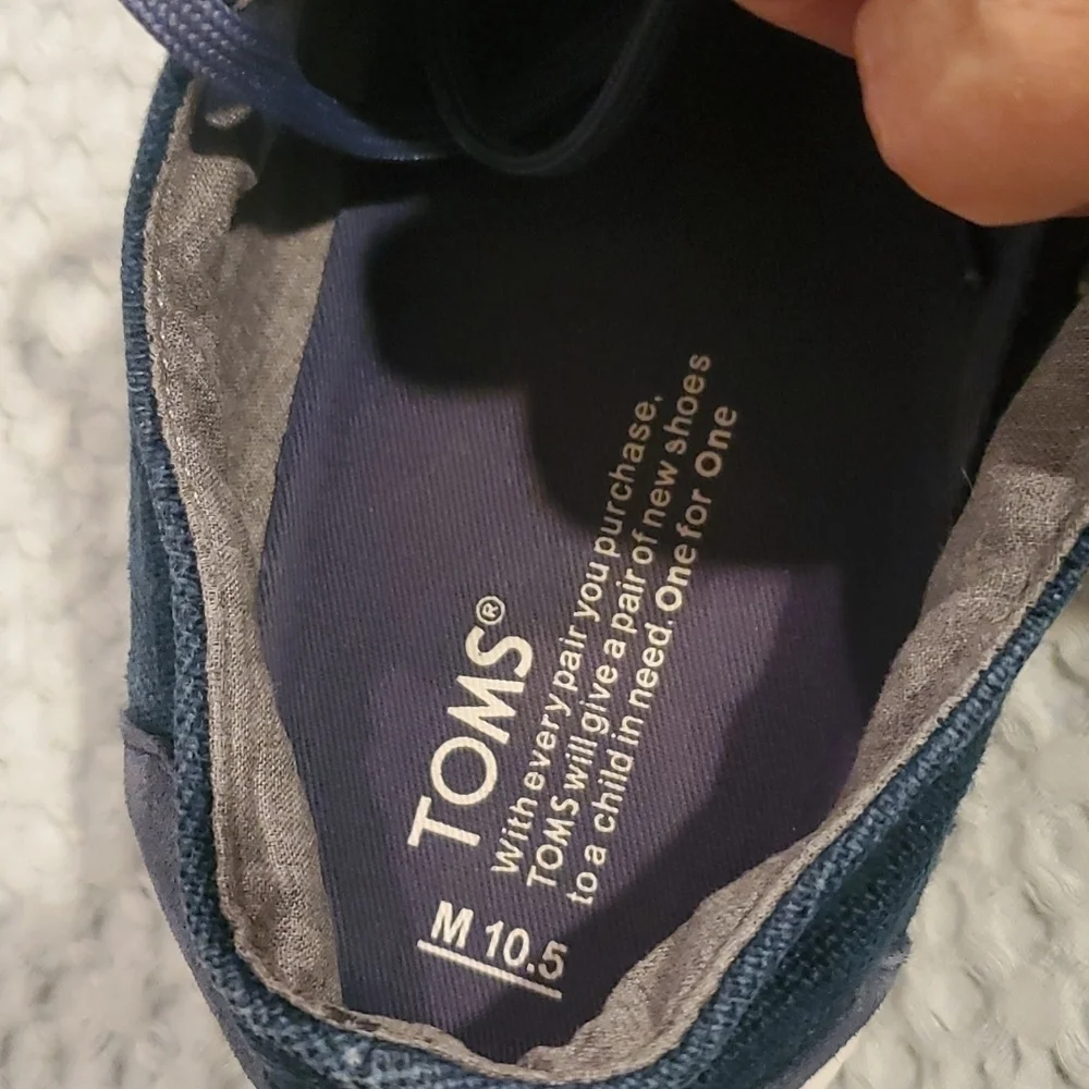 TOMS Navy Blue Sneakers Size 10 1/2 (#7)